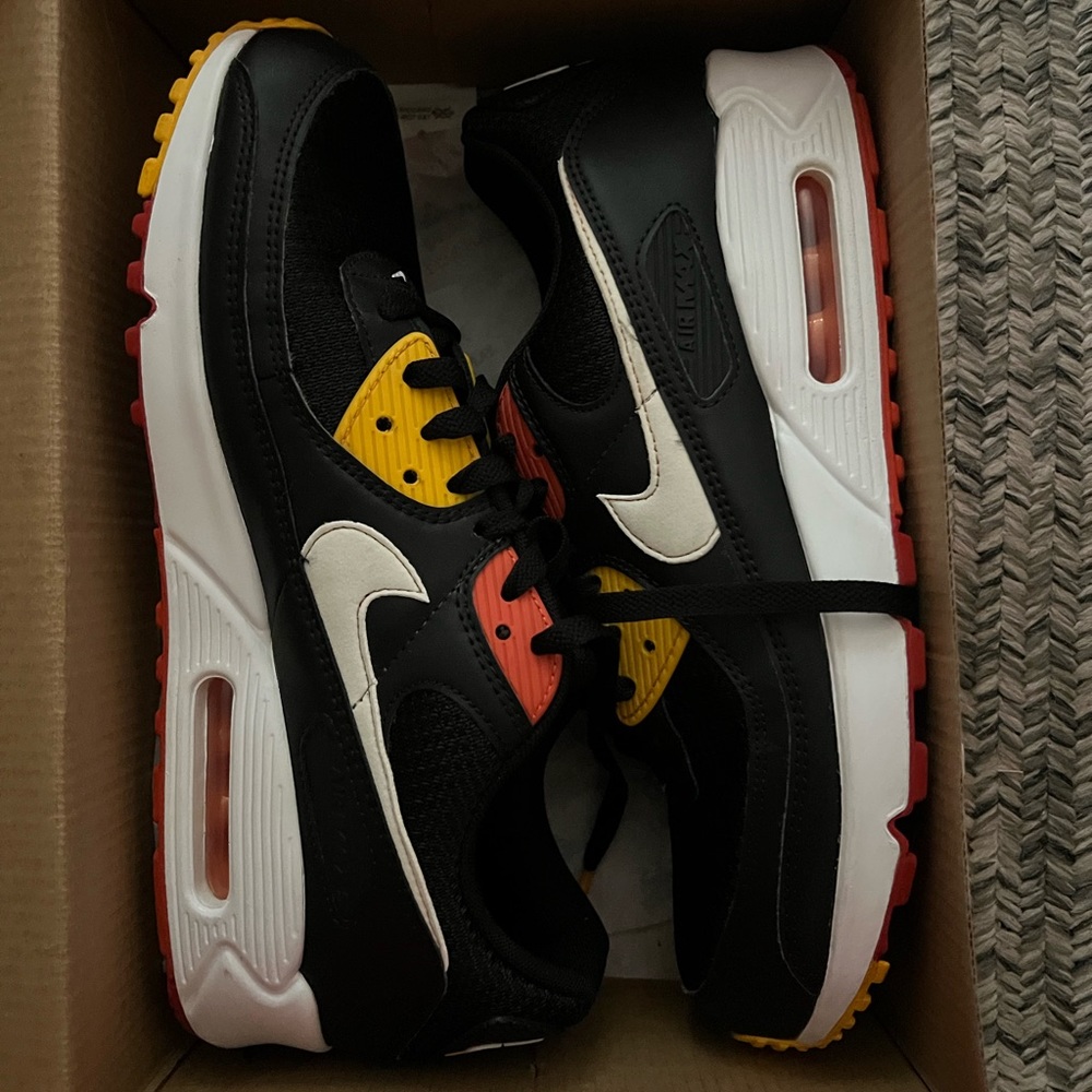 Raymar / Raygun - Size 10 Nike Air Max!